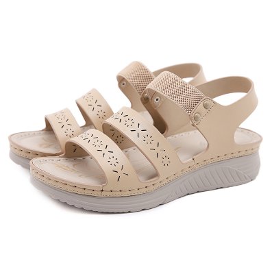 New thick soled wedge sandals European and American fashion hollow summer female gladiator beach slippers T0881 2